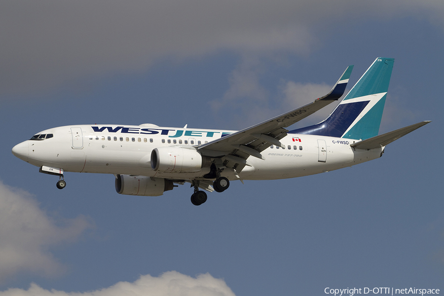 WestJet Boeing 737-7CT (C-FWSO) | Photo 337976