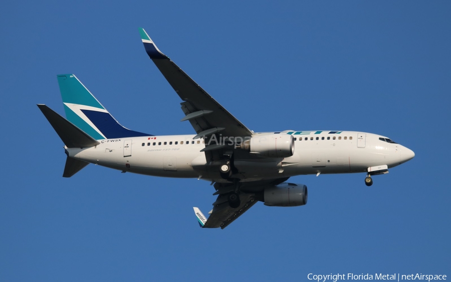 WestJet Boeing 737-7CT (C-FWSX) | Photo 336787