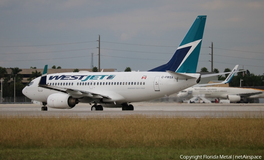 WestJet Boeing 737-7CT (C-FWSX) | Photo 336788