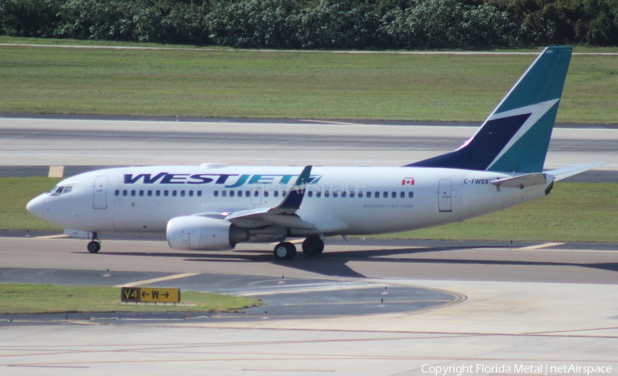 WestJet Boeing 737-7CT (C-FWSX) | Photo 559215