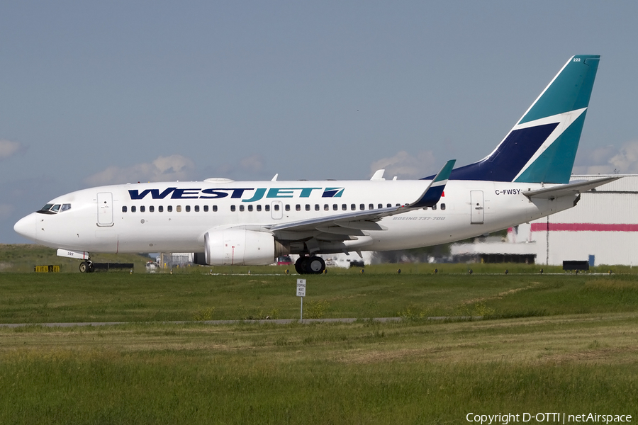 WestJet Boeing 737-7CT (C-FWSY) | Photo 445471
