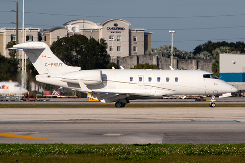 ChartRight Air Bombardier BD-100-1A10 Challenger 300 (C-FWUT) at  Miami - International, United States