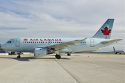 Air Canada Airbus A319-114 (C-FYIY) at  Washington - Dulles International, United States