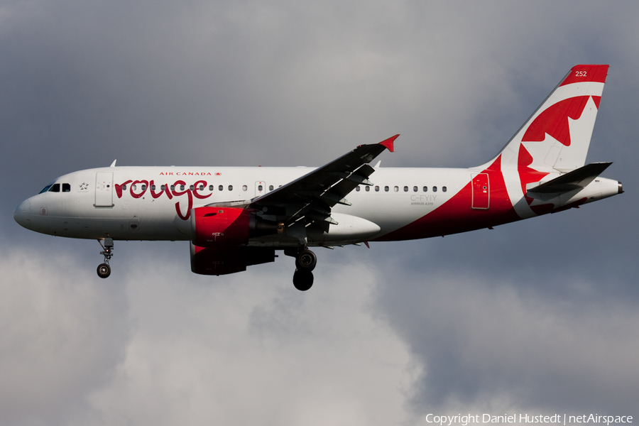 Air Canada Rouge Airbus A319-114 (C-FYIY) | Photo 415026