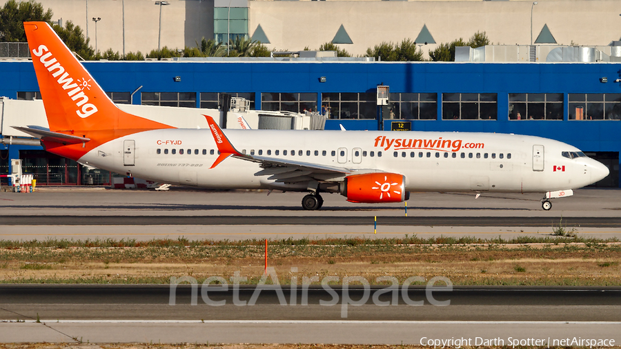 Sunwing Airlines Boeing 737-8Q8 (C-FYJD) | Photo 371946