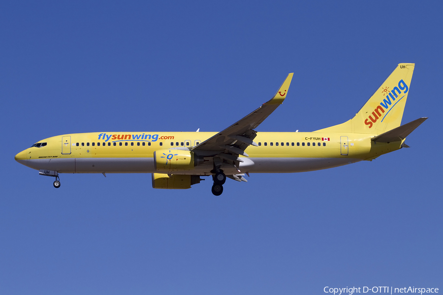 Sunwing Airlines Boeing 737-8K5 (C-FYUH) | Photo 414056