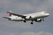 Air Canada Airbus A320-214 (C-FZQS) at  Tampa - International, United States