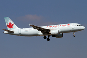 Air Canada Airbus A320-214 (C-FZQS) at  Toronto - Pearson International, Canada