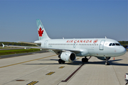 Air Canada Airbus A319-114 (C-FZUJ) at  Washington - Dulles International, United States