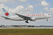 Air Canada Boeing 767-233(ER) (C-GAVC) at  Miami - International, United States