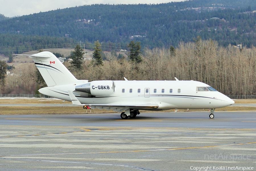 Aurora Jet Partners Bombardier CL-600-2B16 Challenger 605 (C-GBKB) | Photo 543117