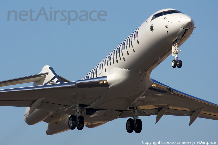 Execaire Bombardier BD-700-1A10 Global Express (C-GCDS) | Photo 3576