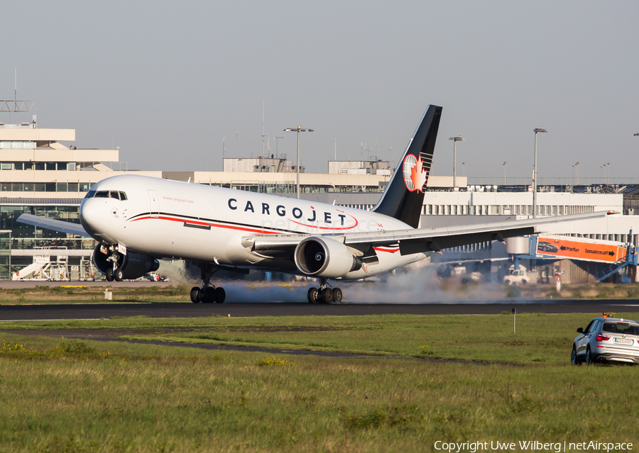 Cargojet Airways Boeing 767-306(ER)(BDSF) (C-GCIJ) | Photo 107605