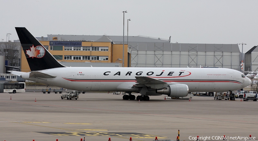 Cargojet Airways Boeing 767-306(ER)(BDSF) (C-GCIJ) | Photo 437571