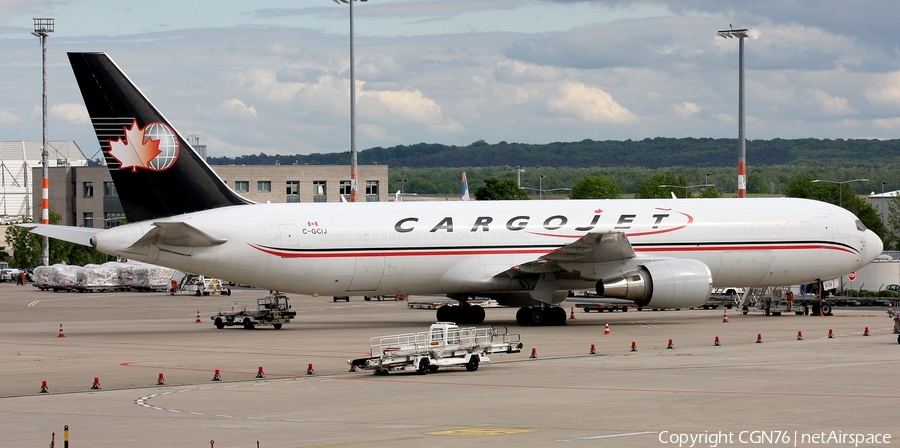 Cargojet Airways Boeing 767-306(ER)(BDSF) (C-GCIJ) | Photo 448909