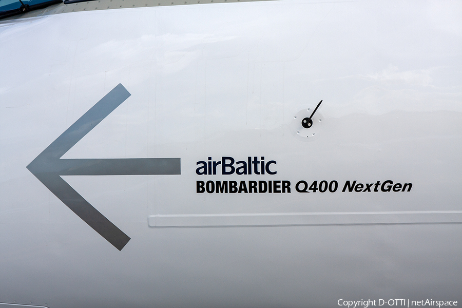 airBaltic Bombardier DHC-8-402Q (C-GCKV) | Photo 301553