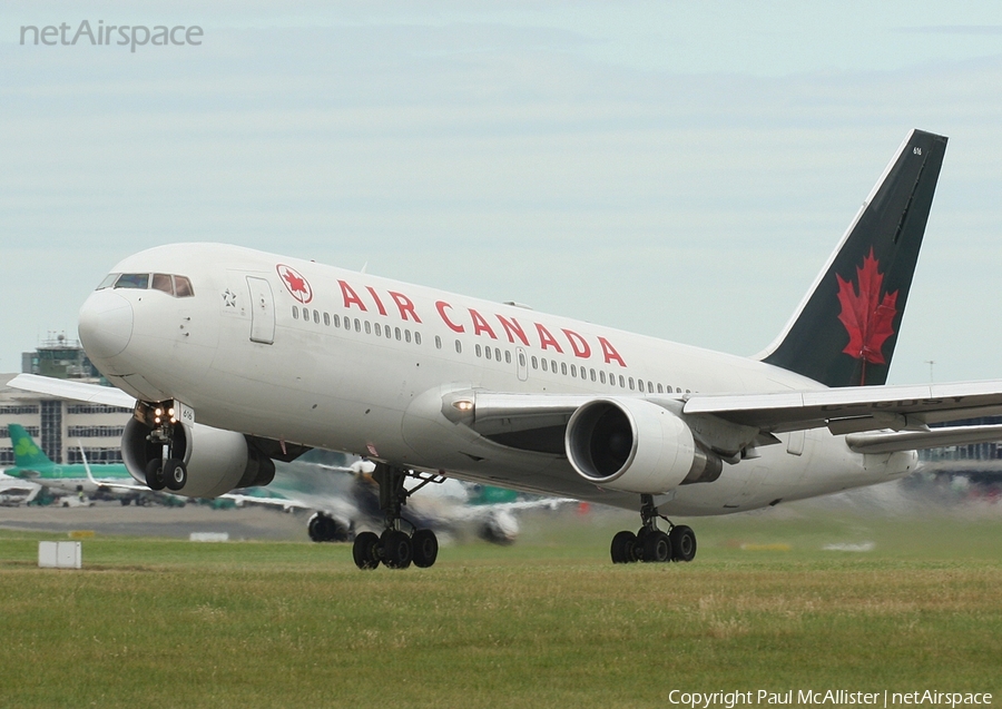 Air Canada Boeing 767-233 (C-GDSY) | Photo 4123