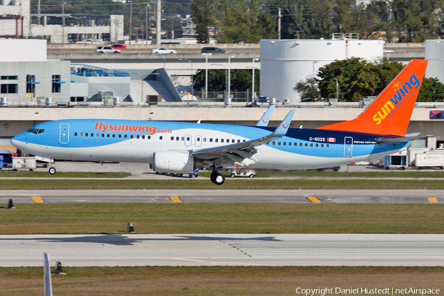 Sunwing Airlines Boeing 737-8K5 (C-GDZE) | Photo 517217