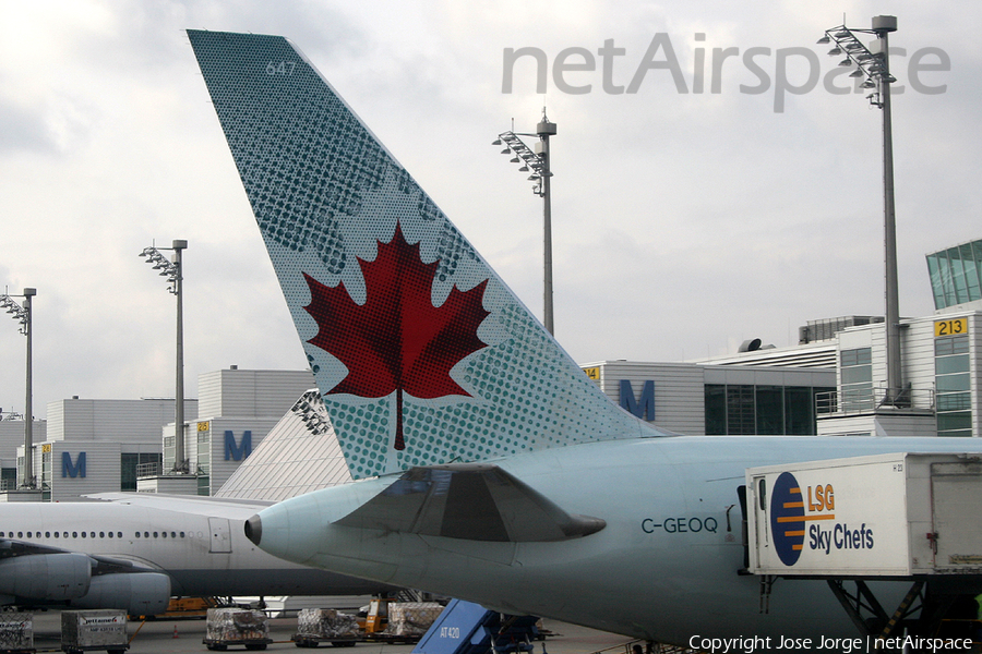 Air Canada Boeing 767-375(ER) (C-GEOQ) | Photo 438767