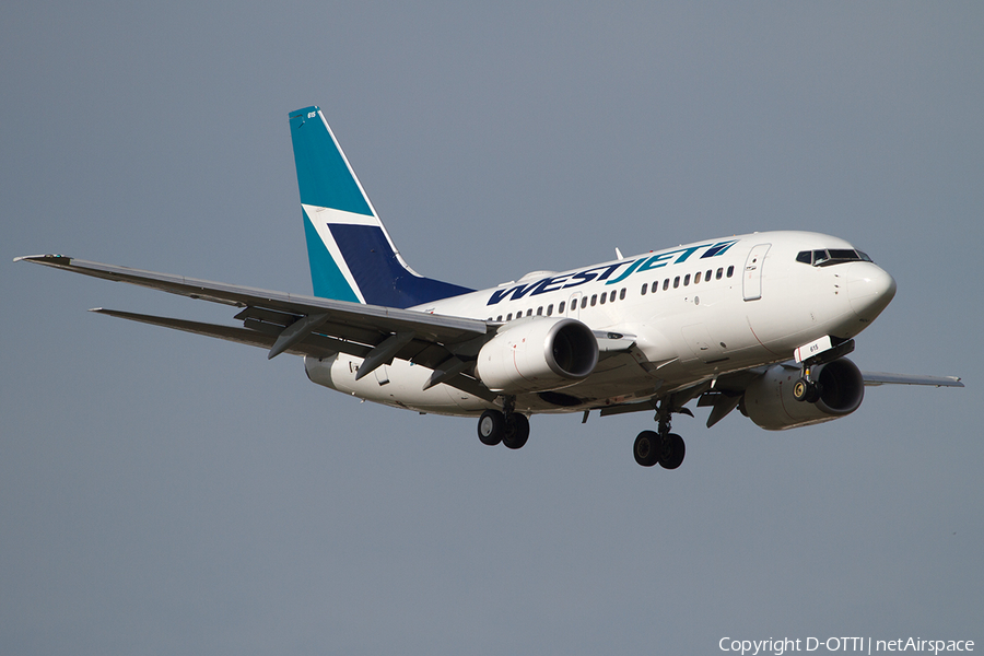 WestJet Boeing 737-6CT (C-GEWJ) | Photo 444252