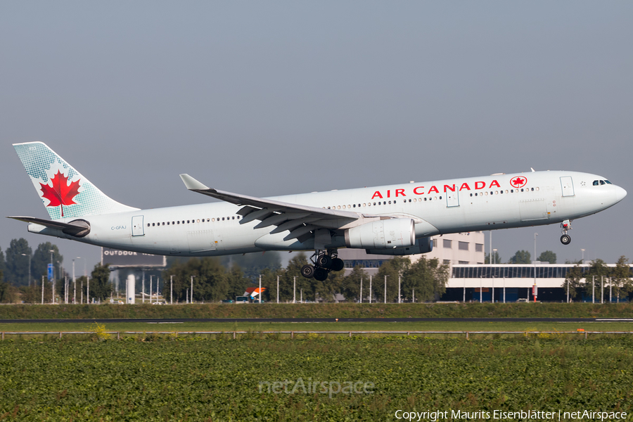 Air Canada Airbus A330-343X (C-GFAJ) | Photo 184724