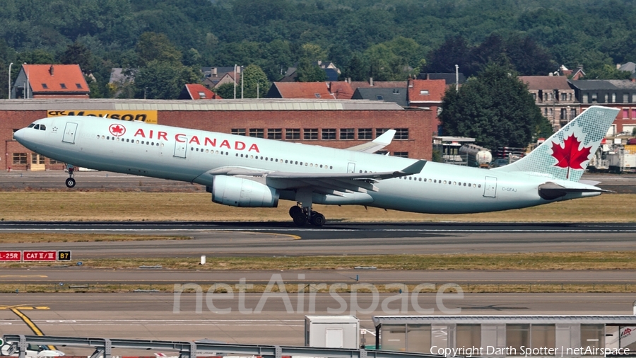 Air Canada Airbus A330-343X (C-GFAJ) | Photo 282178