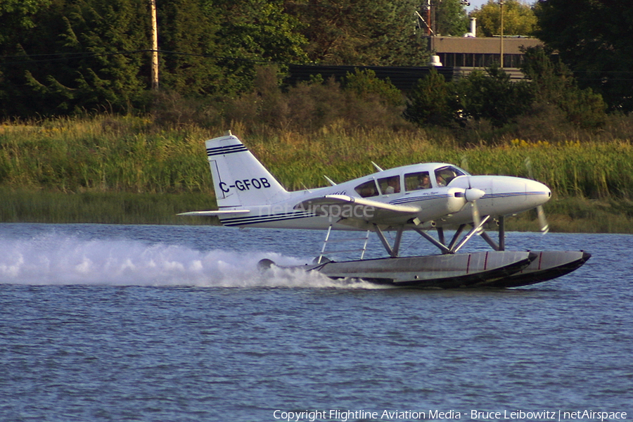 (Private) Piper PA-23-250 Aztec (C-GFOB) | Photo 152829