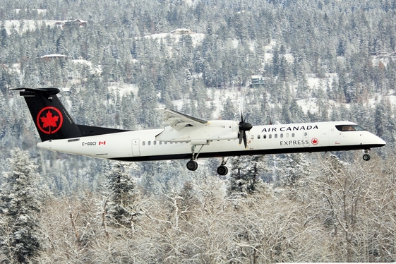 Air Canada Express (Jazz) Bombardier DHC-8-402Q (C-GGCI) at  Kelowna - International, Canada