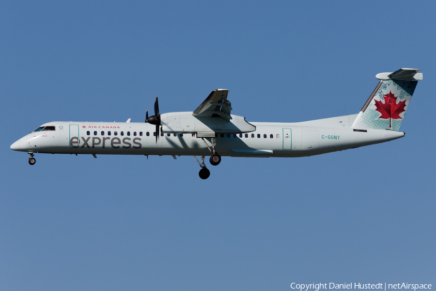 Air Canada Express (Jazz) Bombardier DHC-8-402Q (C-GGNY) | Photo 415042