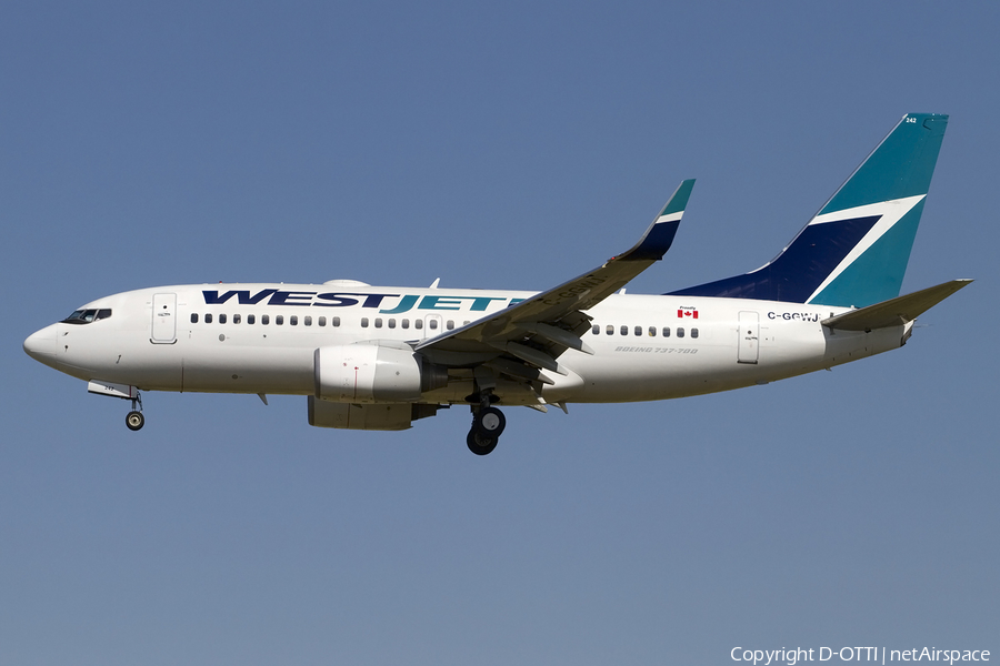 WestJet Boeing 737-7CT (C-GGWJ) | Photo 445463