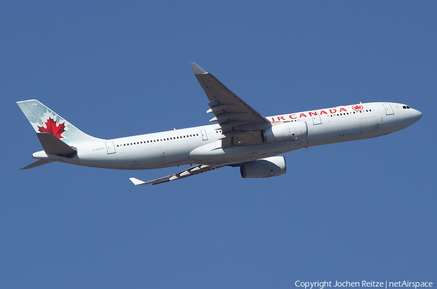 Air Canada Airbus A330-343X (C-GHKW) | Photo 25530