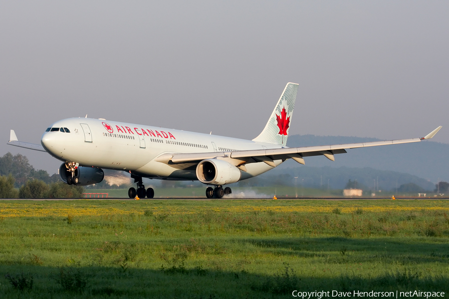 Air Canada Airbus A330-343X (C-GHKX) | Photo 1046