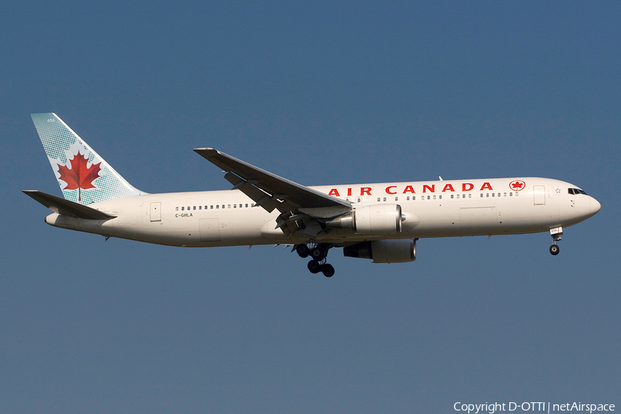 Air Canada Boeing 767-35H(ER) (C-GHLA) | Photo 270481