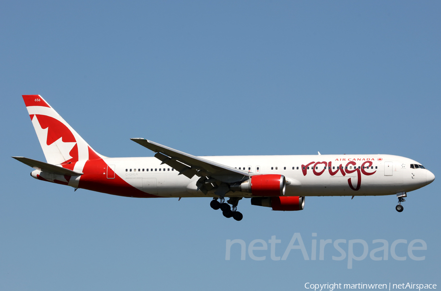 Air Canada Rouge Boeing 767-35H(ER) (C-GHLA) | Photo 250394