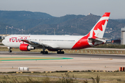 Air Canada Rouge Boeing 767-35H(ER) (C-GHLK) at  Barcelona - El Prat, Spain