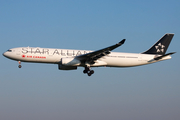 Air Canada Airbus A330-343X (C-GHLM) at  Brussels - International, Belgium