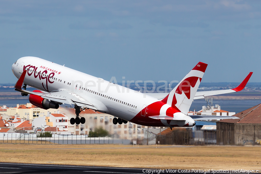 Air Canada Rouge Boeing 767-333(ER) (C-GHLT) | Photo 104394