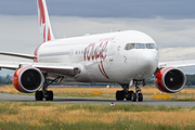 Air Canada Rouge Boeing 767-333(ER) (C-GHLT) at  Berlin - Tegel, Germany