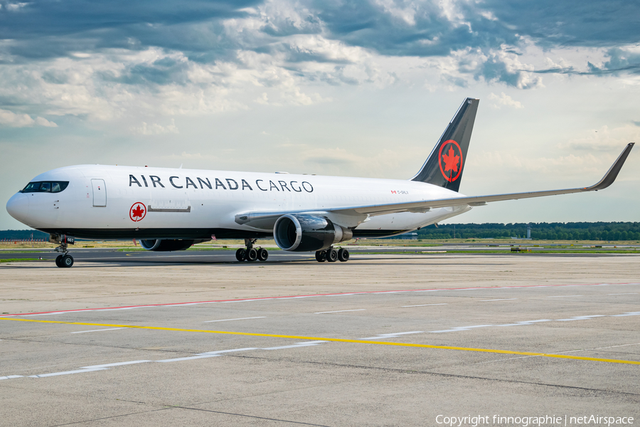 Air Canada Cargo Boeing 767-333(ER)(BCF) (C-GHLV) | Photo 585220