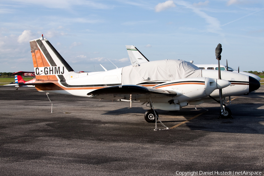 (Private) Piper PA-23-250 Aztec C (C-GHMJ) | Photo 513595