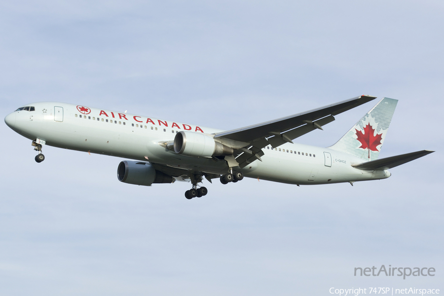 Air Canada Boeing 767-375(ER) (C-GHOZ) | Photo 40298