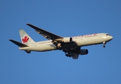 Air Canada Boeing 767-3Y0(ER) (C-GHPD) at  Orlando - International (McCoy), United States