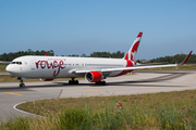 Air Canada Rouge Boeing 767-33A(ER) (C-GHPE) at  Porto, Portugal