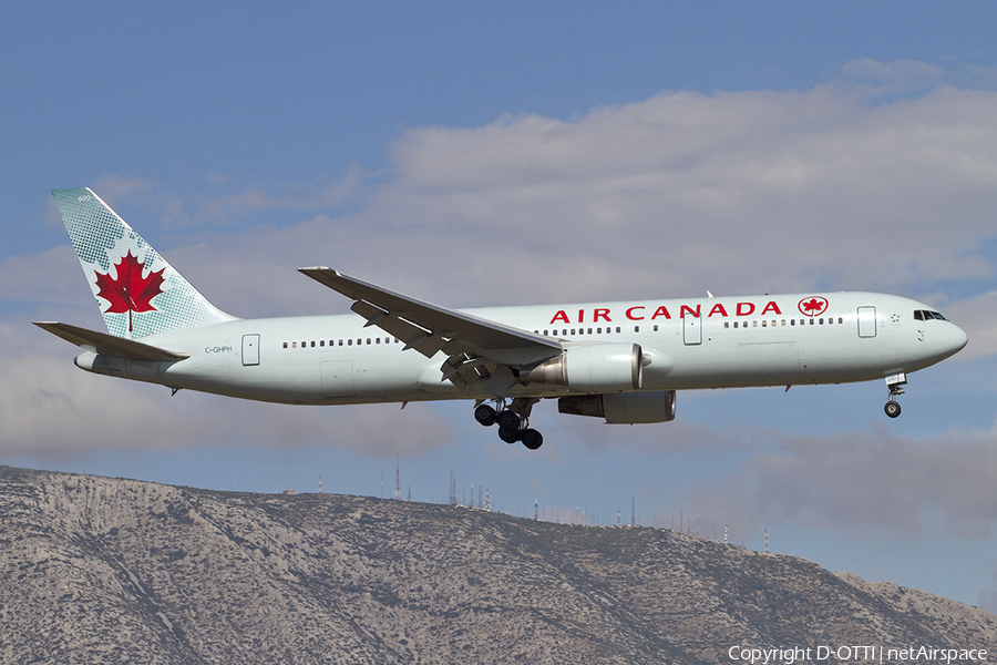 Air Canada Boeing 767-3Y0(ER) (C-GHPH) | Photo 315046