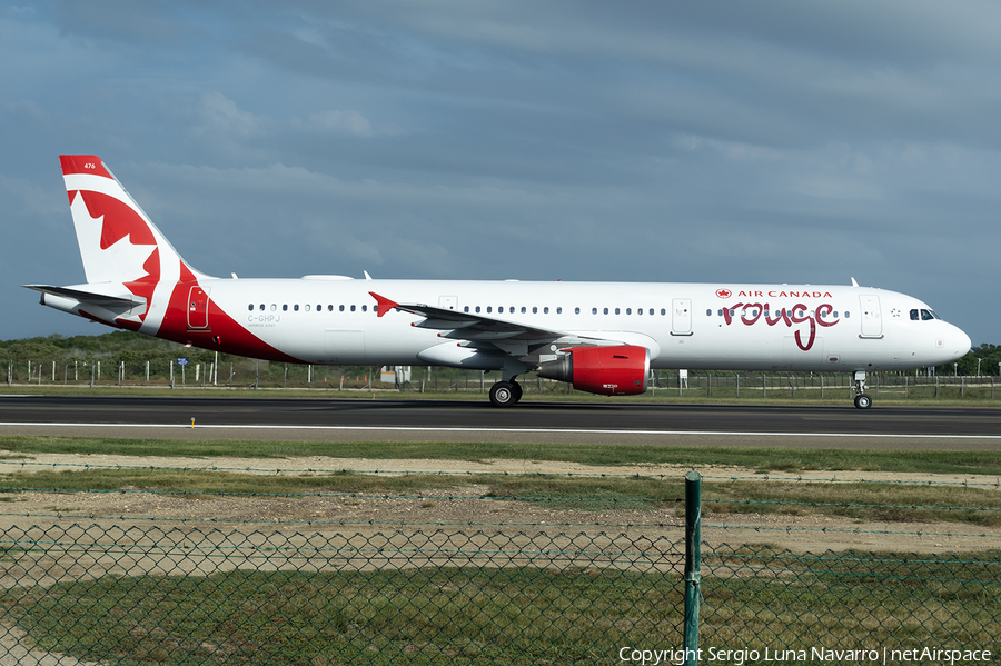 Air Canada Rouge Airbus A321-211 (C-GHPJ) | Photo 610949