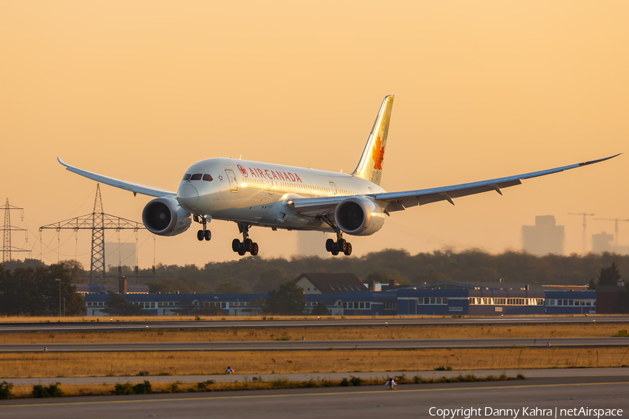 Air Canada Boeing 787-8 Dreamliner (C-GHPY) | Photo 267834