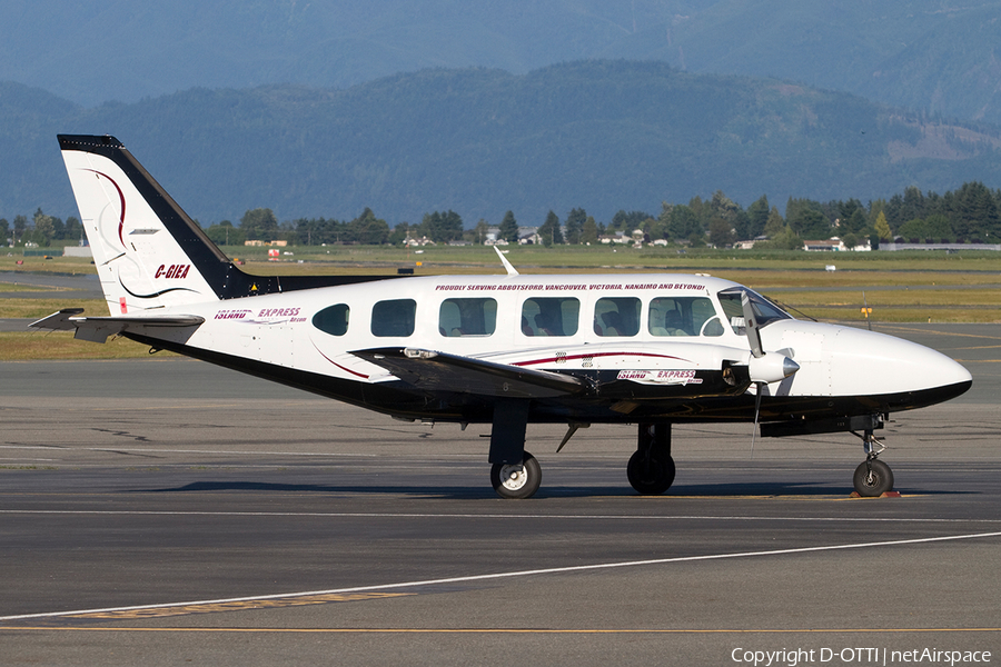 Island Express Air Piper PA-31-350 Navajo Chieftain (C-GIEA) | Photo 445800