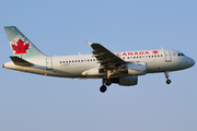 Air Canada Airbus A319-112 (C-GITP) at  London - Heathrow, United Kingdom