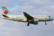 Air Canada Airbus A319-112 (C-GITR) at  London - Heathrow, United Kingdom