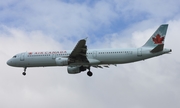 Air Canada Airbus A321-211 (C-GIUB) at  Tampa - International, United States